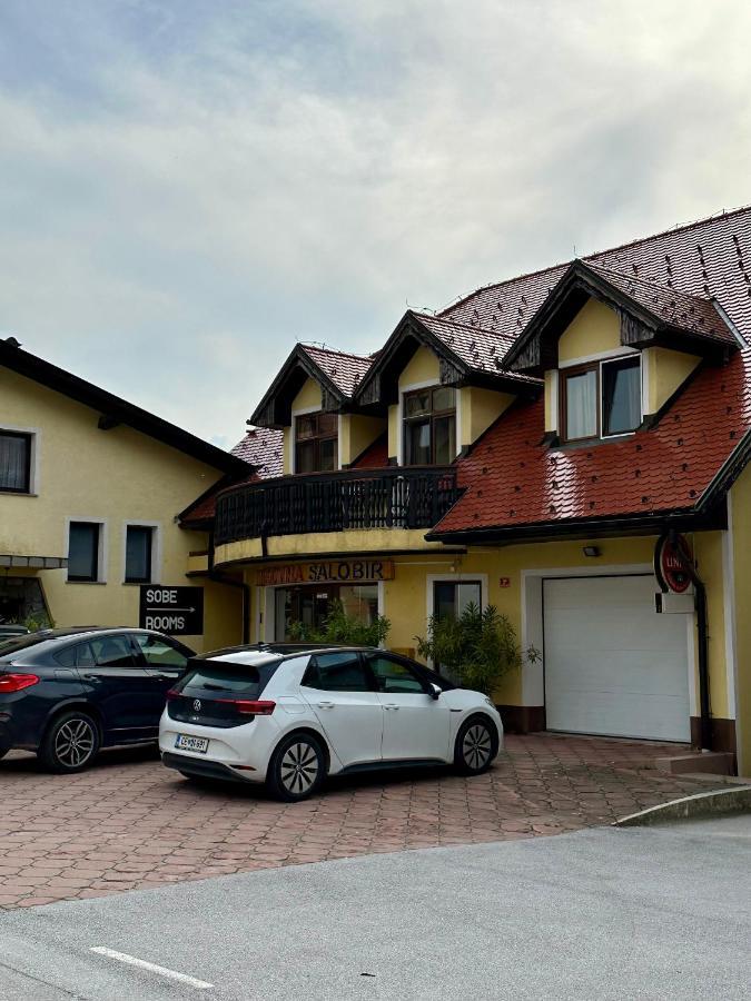Bed and Breakfast Karla'S House Dobje pri Planini Exterior foto